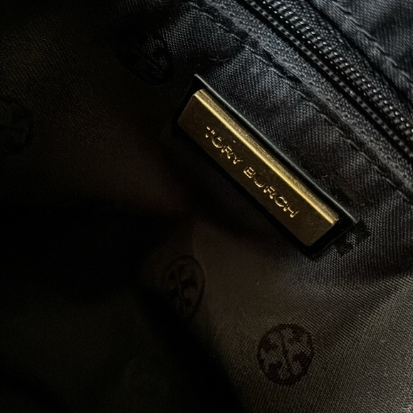 Tory Burch Ella Patent Tote Set - Picture 8 of 12